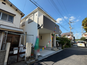枚方市野村北町、新築一戸建ての前面道路を含む現地写真画像です