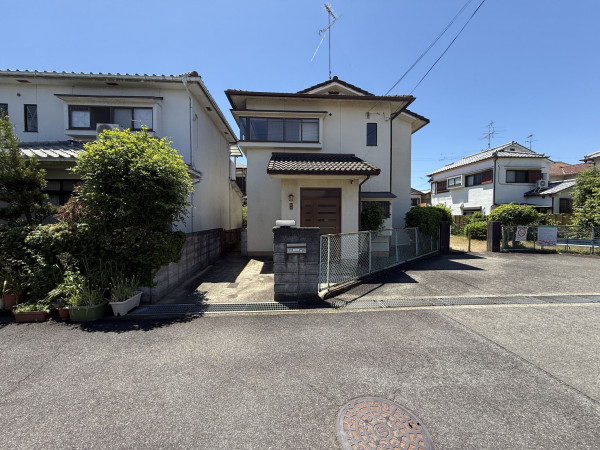 京田辺市薪、中古一戸建ての外観画像です