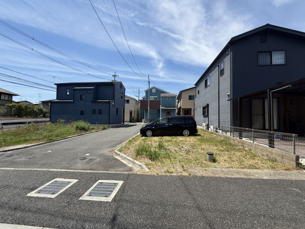 京田辺市薪、土地の前面道路を含む現地写真画像です