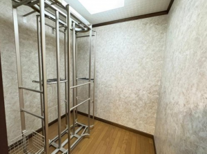 枚方市藤阪元町、中古一戸建ての収納画像です