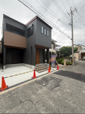 枚方市野村中町、新築一戸建ての外観画像です
