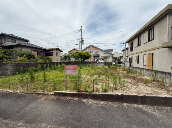 京田辺市大住、土地の前面道路を含む現地写真画像です