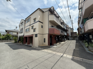 枚方市長尾峠町、中古一戸建ての外観画像です