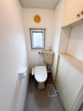 枚方市藤阪西町、中古マンションのトイレ画像です