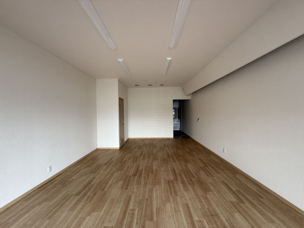 枚方市藤阪東町、収益物件/店舗付住宅の内装画像です