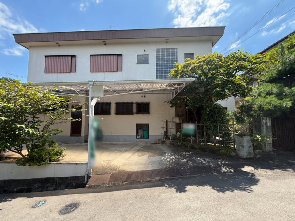 交野市妙見坂、土地の前面道路を含む現地写真画像です