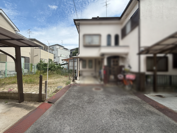 交野市幾野、土地の前面道路を含む現地写真画像です