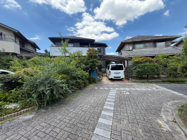 交野市星田西、中古一戸建ての外観画像です