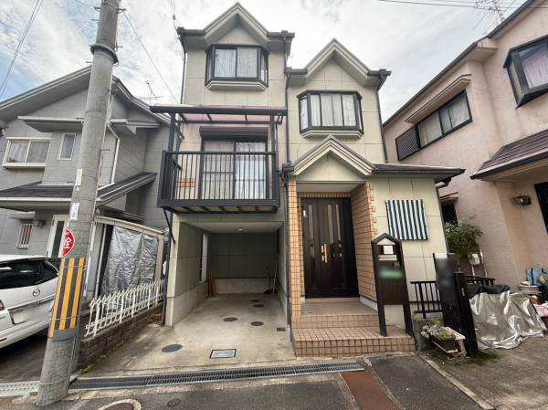 交野市幾野、中古一戸建ての外観画像です
