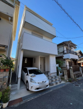交野市星田、中古一戸建ての外観画像です