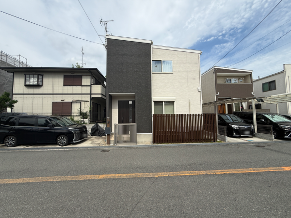交野市幾野、中古一戸建ての外観画像です