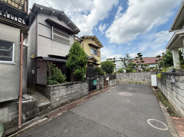 交野市倉治、中古一戸建ての外観画像です