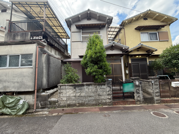 交野市倉治、中古一戸建ての外観画像です