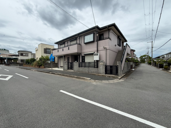 交野市藤が尾、中古一戸建ての外観画像です