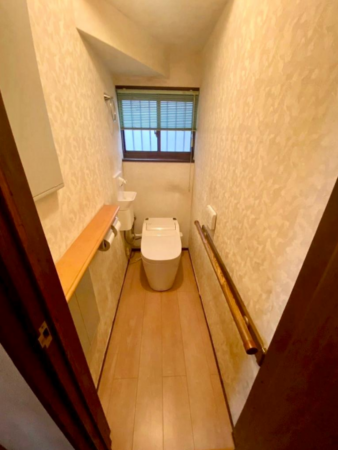 交野市妙見坂、中古一戸建てのトイレ画像です