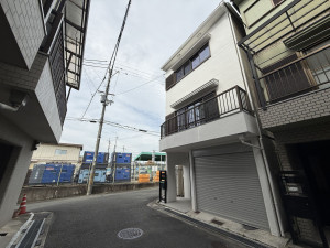 交野市幾野、中古一戸建ての外観画像です