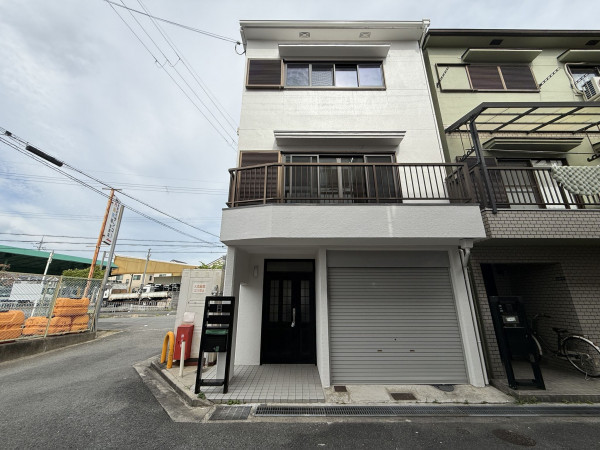 交野市幾野、中古一戸建ての外観画像です