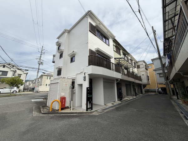 交野市幾野、中古一戸建ての外観画像です