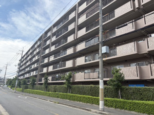交野市郡津、中古マンションの外観画像です