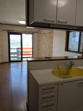 京田辺市薪、中古一戸建てのキッチン画像です