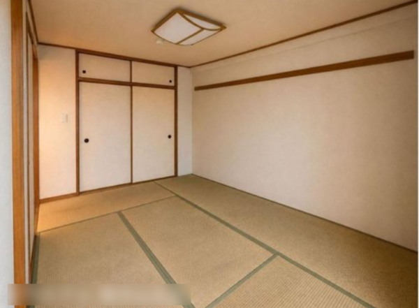 枚方市長尾西町、中古マンションの内装画像です