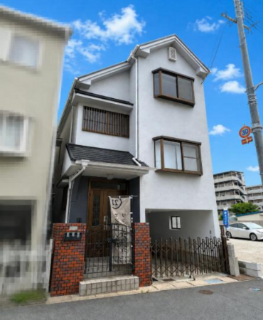 枚方市春日東町、中古一戸建ての外観画像です