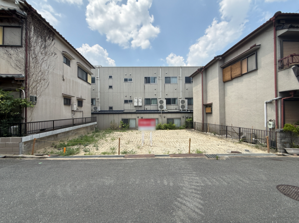 枚方市藤阪東町、土地の前面道路を含む現地写真画像です