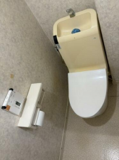 枚方市藤阪元町、中古マンションのトイレ画像です