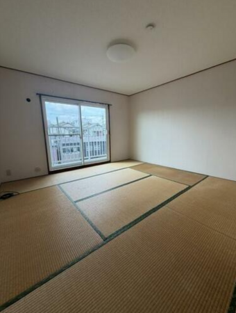 枚方市藤阪元町、中古マンションの内装画像です