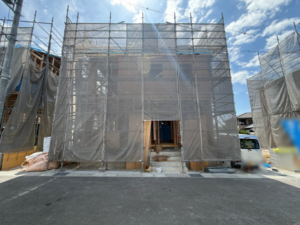 京田辺市薪、新築一戸建ての外観画像です