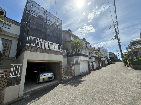 枚方市藤阪元町、中古一戸建ての外観画像です