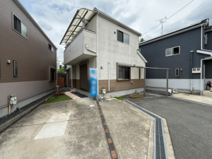 枚方市長尾台、中古一戸建ての外観画像です