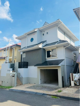京田辺市山手東、中古一戸建ての外観画像です