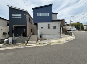 京田辺市薪、中古一戸建ての外観画像です