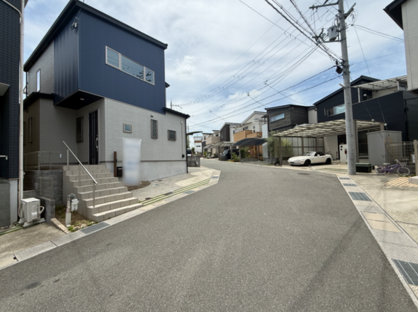 京田辺市薪、中古一戸建ての外観画像です