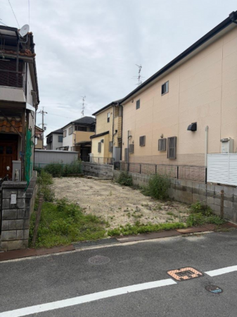 交野市幾野、土地の前面道路を含む現地写真画像です
