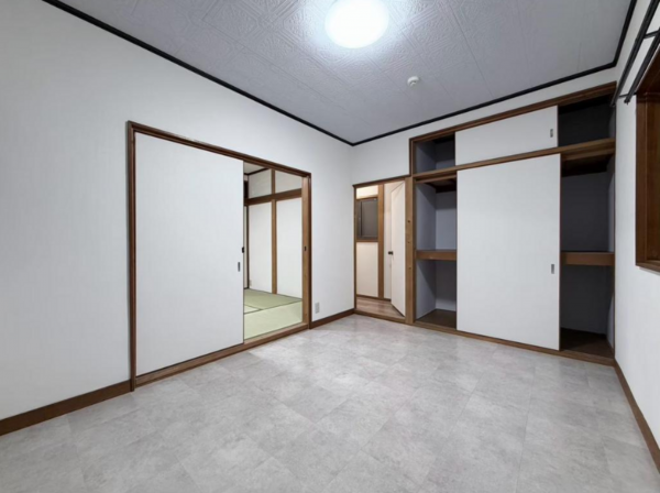 枚方市野村中町、中古一戸建ての画像です