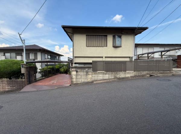 京田辺市薪、土地の前面道路を含む現地写真画像です