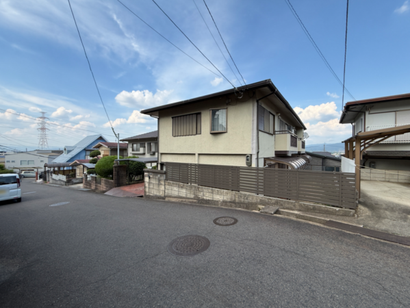 京田辺市薪、土地の前面道路を含む現地写真画像です