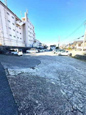 枚方市藤阪北町、土地の前面道路を含む現地写真画像です