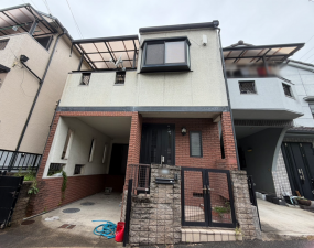 枚方市藤阪元町、中古一戸建ての外観画像です