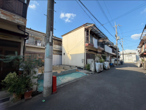 枚方市長尾家具町、土地の前面道路を含む現地写真画像です