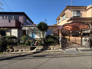 枚方市氷室台、土地の前面道路を含む現地写真画像です