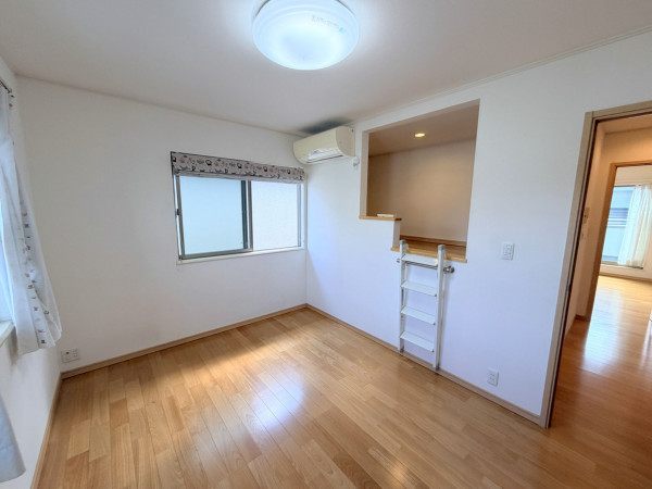 京田辺市山手西、中古一戸建ての画像です