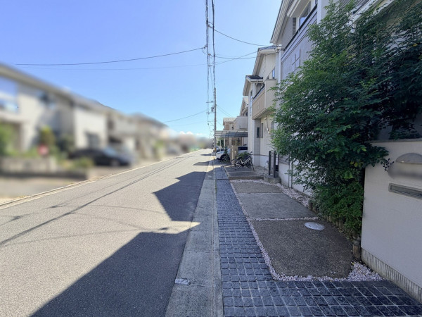 京田辺市山手西、中古一戸建ての画像です