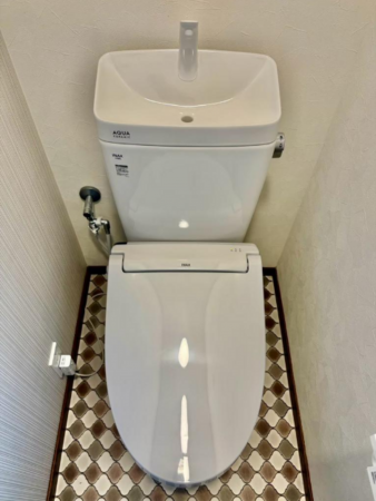 交野市私市、中古一戸建てのトイレ画像です