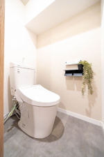 福岡市中央区草香江、中古マンションのトイレ画像です