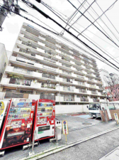福岡市中央区大名、中古マンションの外観画像です