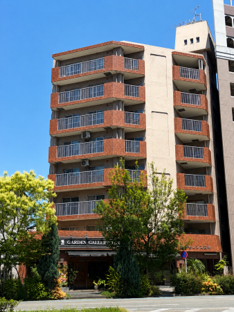 福岡市中央区那の津、中古マンションの外観画像です
