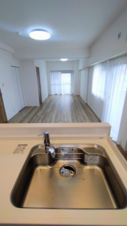 福岡市中央区鳥飼、中古マンションのキッチン画像です